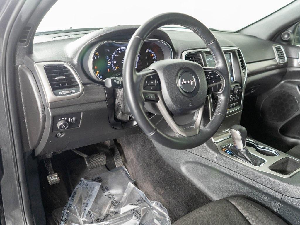 used 2018 Jeep Grand Cherokee car, priced at $13,669