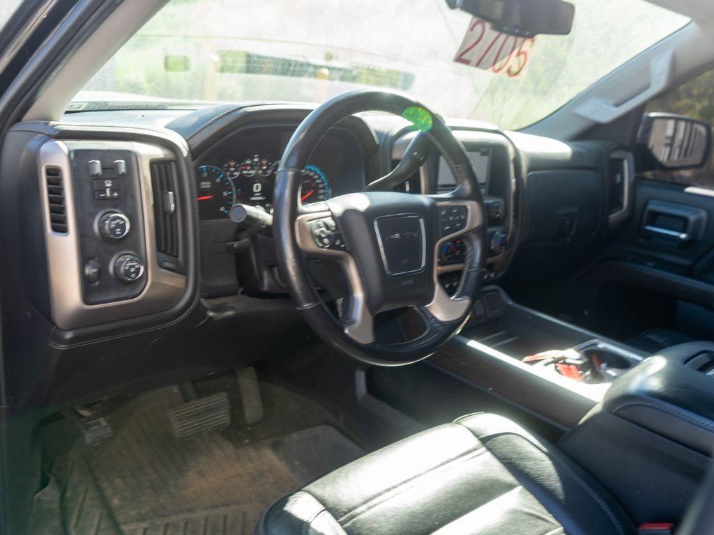used 2018 GMC Sierra 1500 car, priced at $26,195