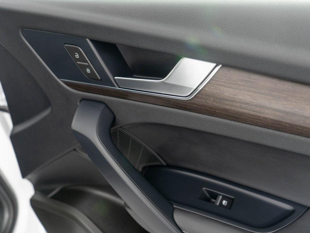 used 2024 Audi Q5 car, priced at $28,989