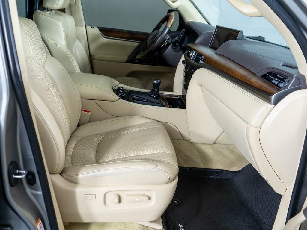 used 2016 Lexus LX 570 car, priced at $36,990
