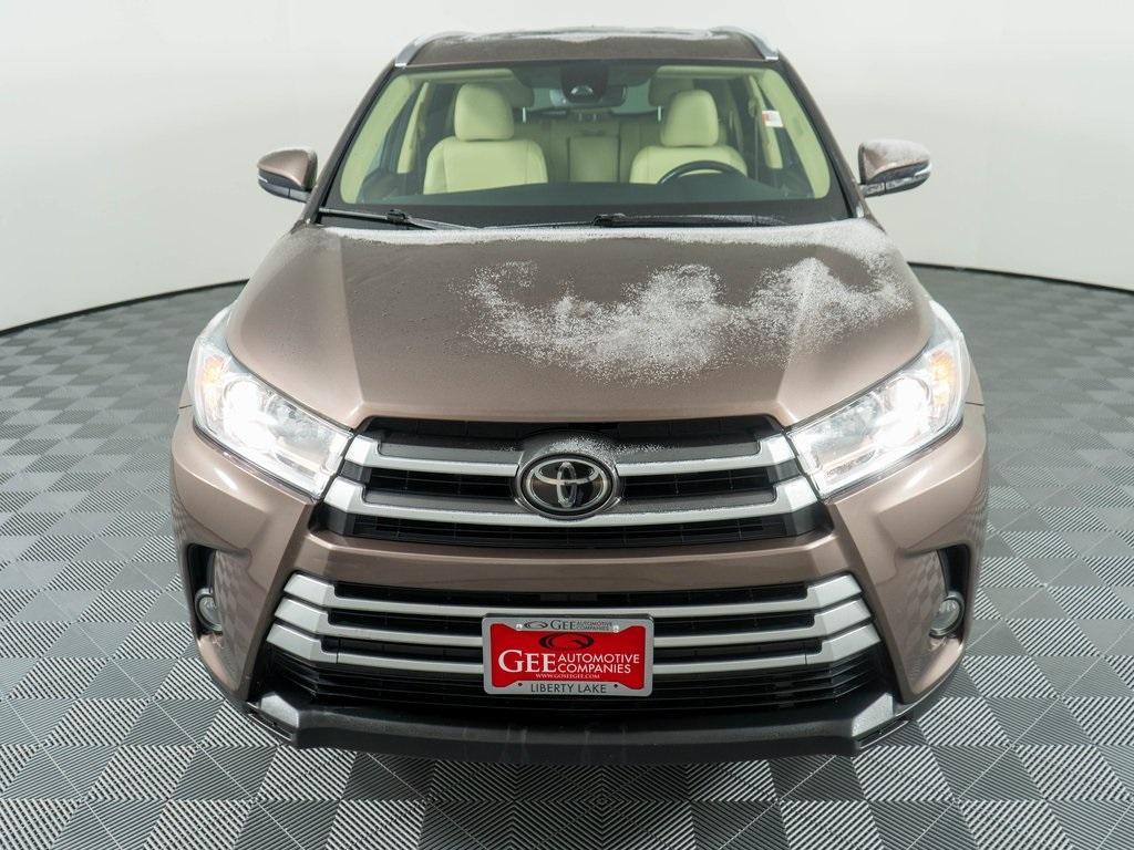 used 2017 Toyota Highlander car, priced at $19,995