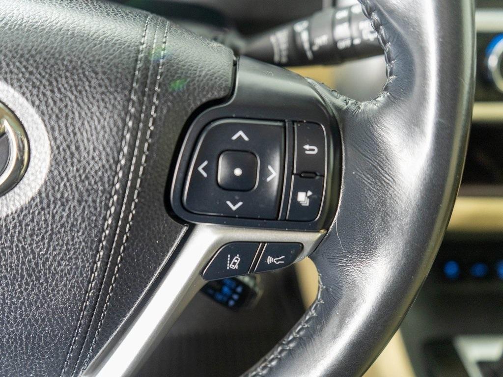 used 2017 Toyota Highlander car, priced at $19,995