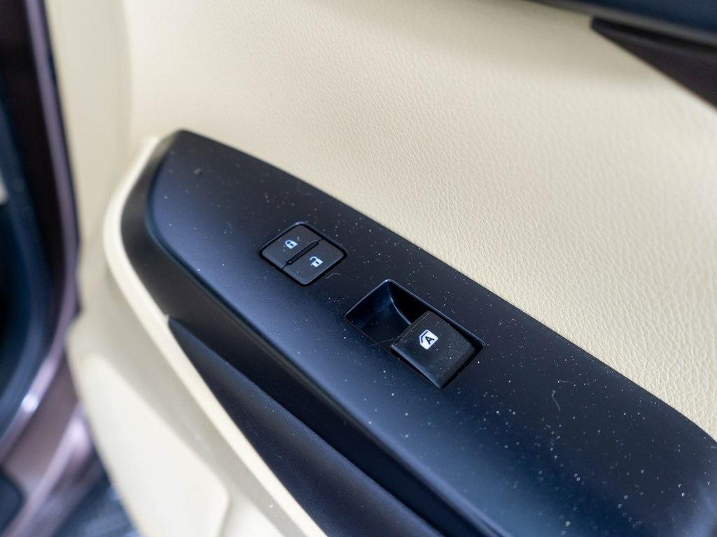 used 2017 Toyota Highlander car, priced at $19,995