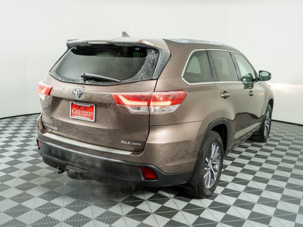 used 2017 Toyota Highlander car, priced at $19,995