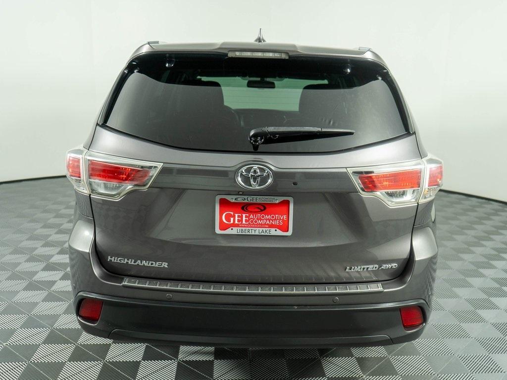 used 2015 Toyota Highlander car, priced at $13,244