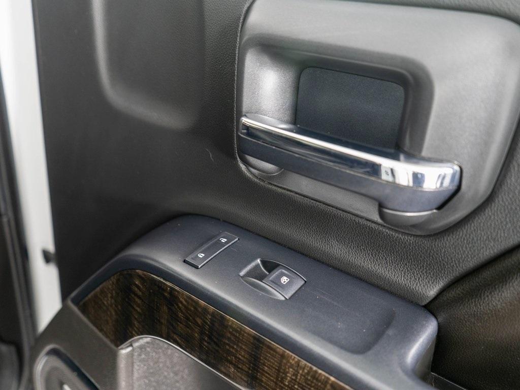 used 2016 GMC Sierra 2500 car, priced at $34,995