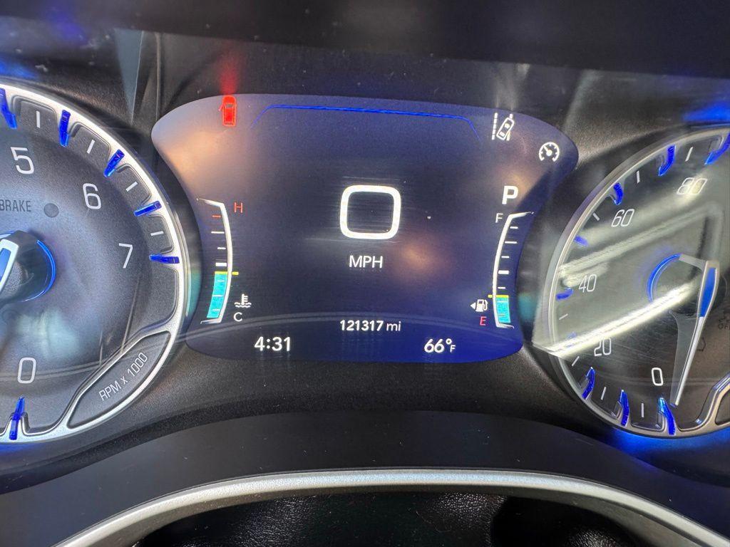 used 2021 Chrysler Pacifica car, priced at $17,995