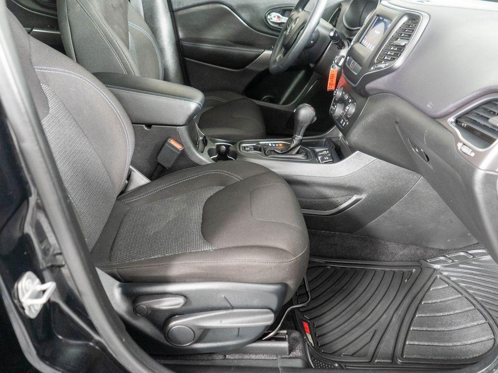 used 2019 Jeep Cherokee car, priced at $14,995