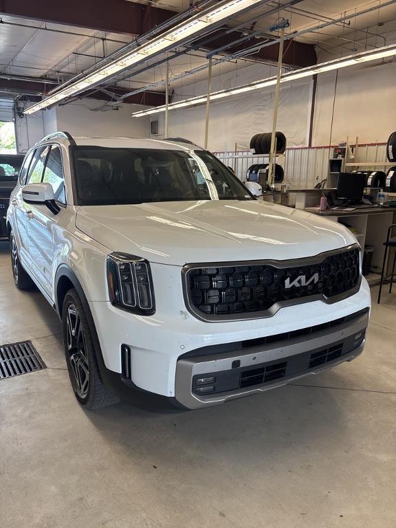 used 2023 Kia Telluride car, priced at $33,195