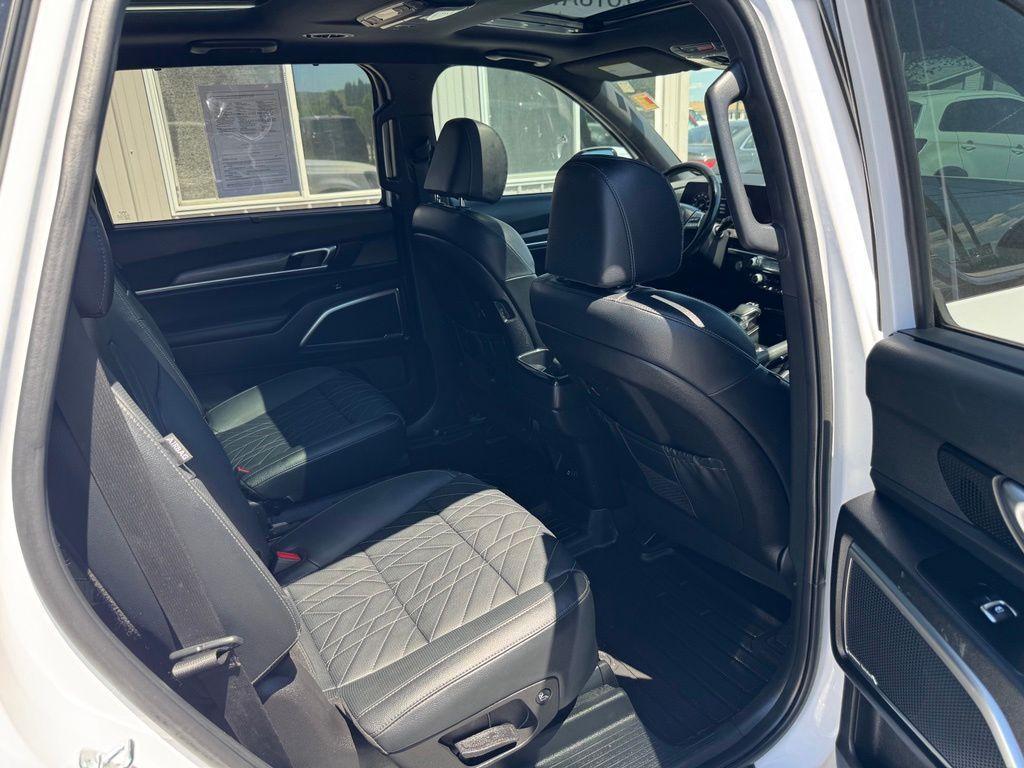 used 2023 Kia Telluride car, priced at $33,195