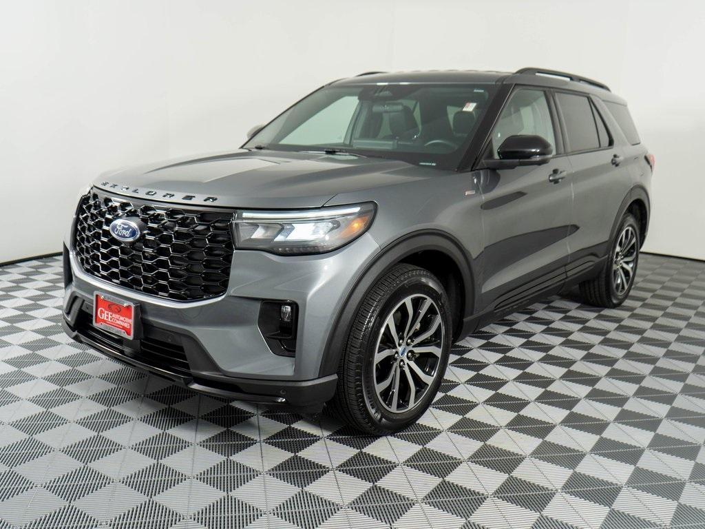 used 2025 Ford Explorer car, priced at $38,256