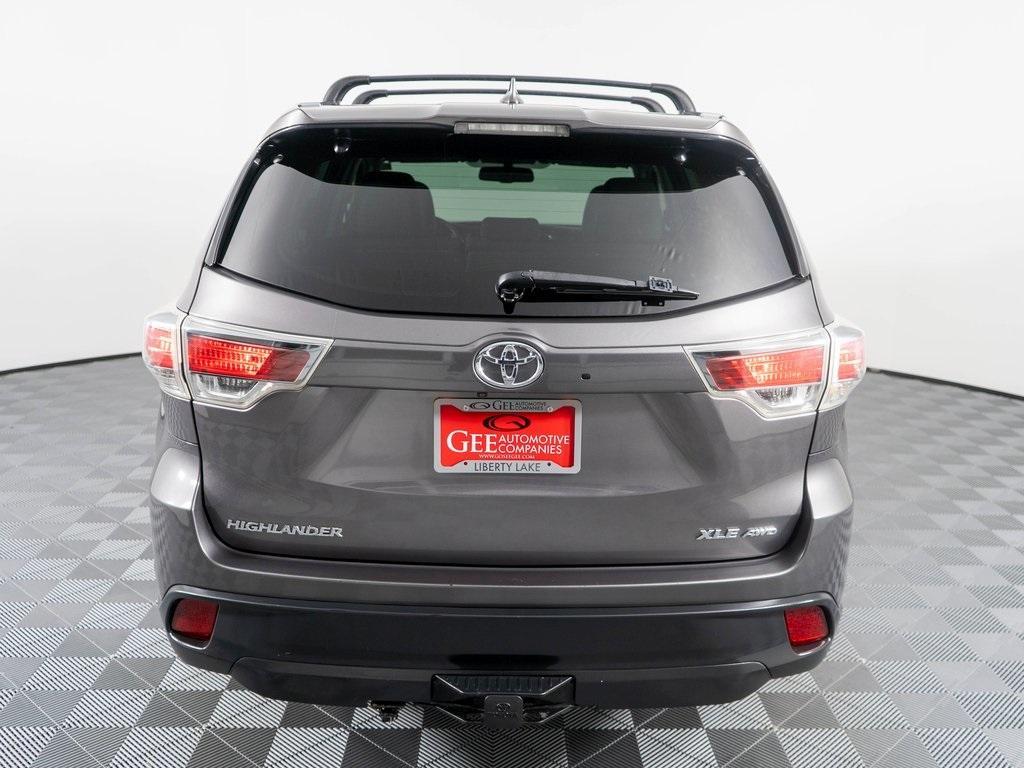 used 2015 Toyota Highlander car, priced at $16,995