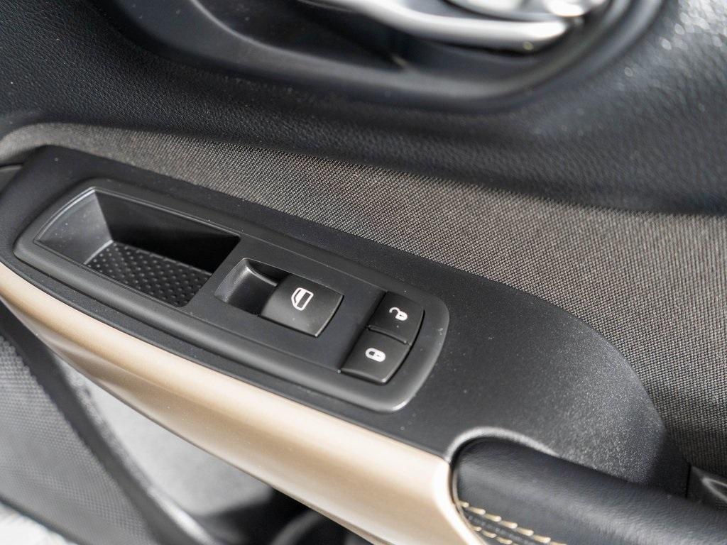 used 2017 Jeep Cherokee car, priced at $8,495