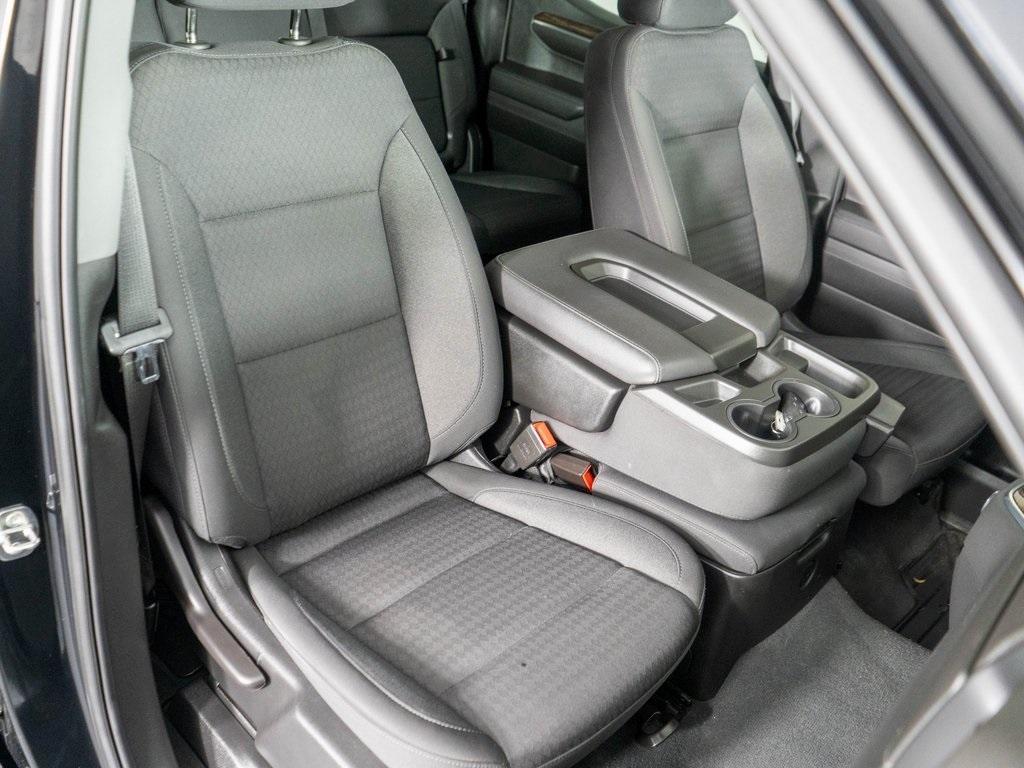 used 2023 GMC Sierra 1500 car, priced at $35,999