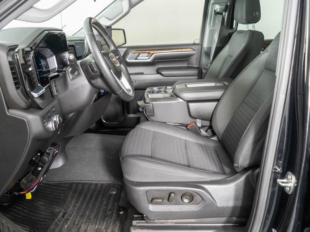 used 2023 GMC Sierra 1500 car, priced at $35,999