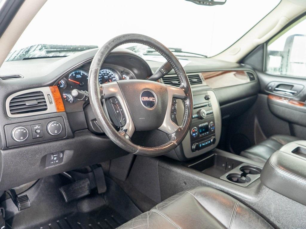 used 2011 GMC Sierra 2500 car, priced at $22,997