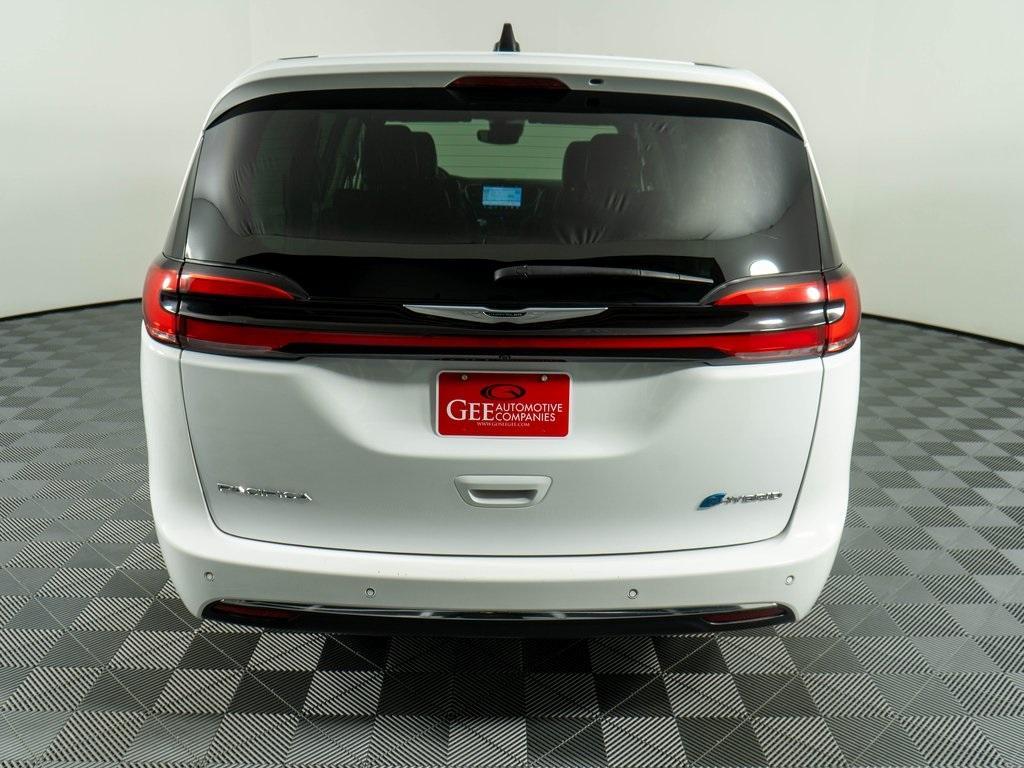 used 2024 Chrysler Pacifica Hybrid car, priced at $27,995