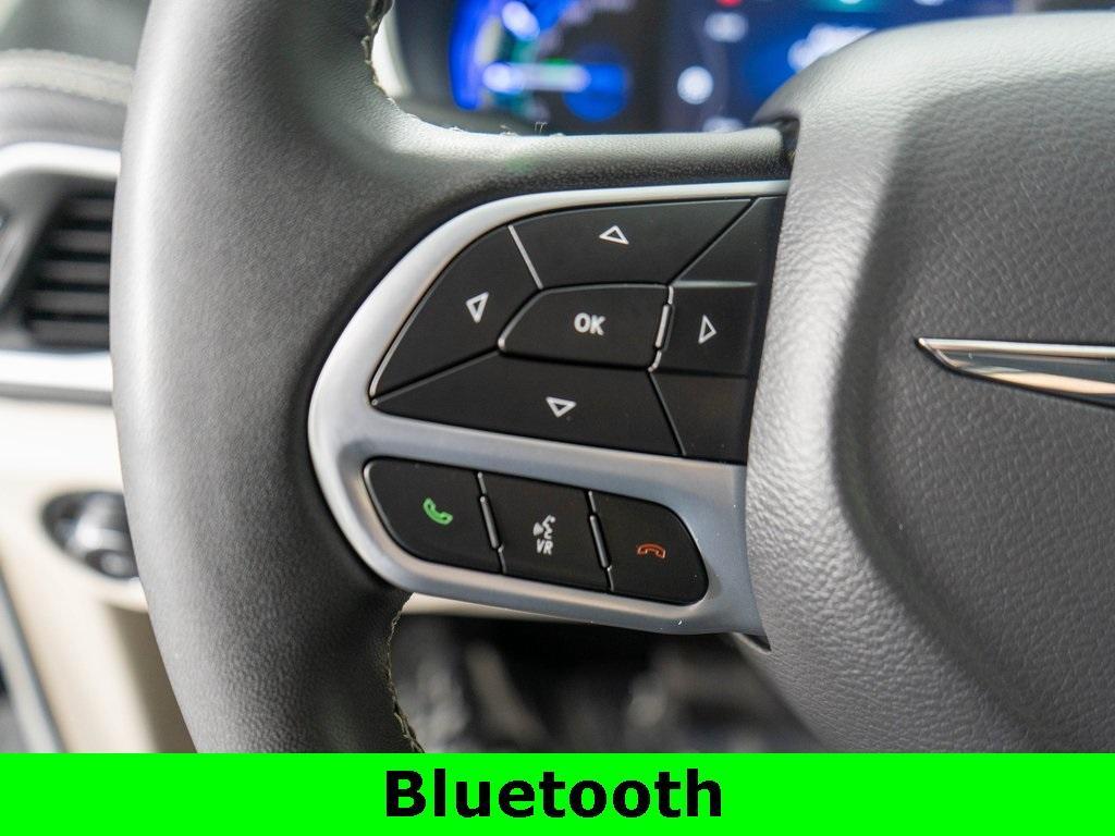 used 2024 Chrysler Pacifica Hybrid car, priced at $27,995