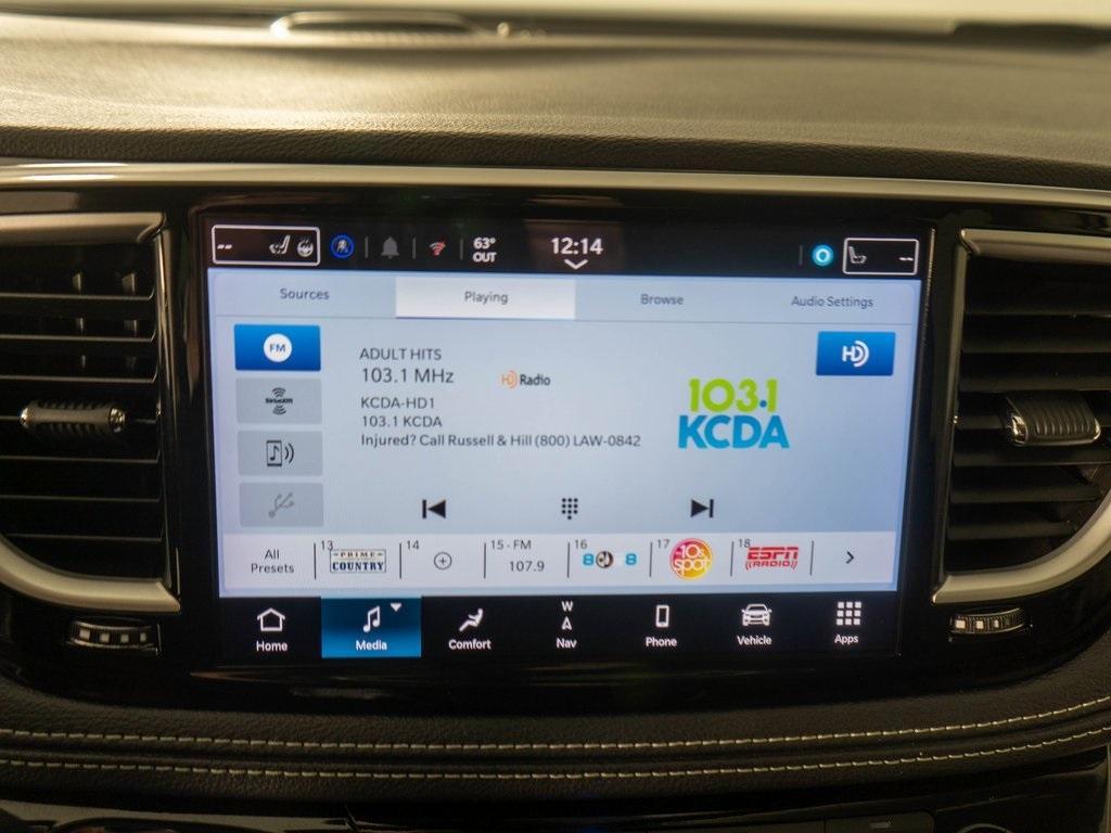 used 2024 Chrysler Pacifica Hybrid car, priced at $27,995