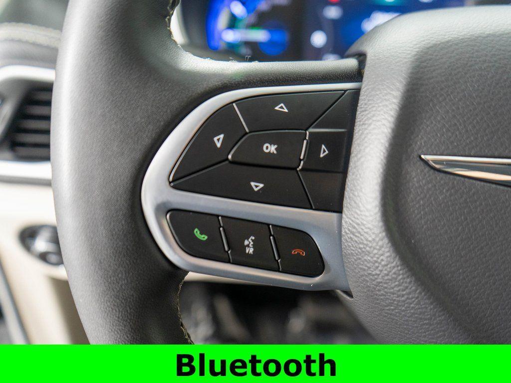 used 2024 Chrysler Pacifica Hybrid car, priced at $27,457