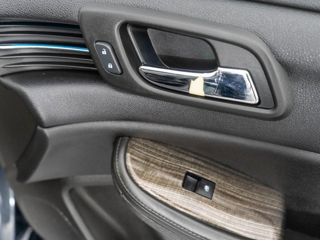 used 2015 Chevrolet Malibu car, priced at $7,995