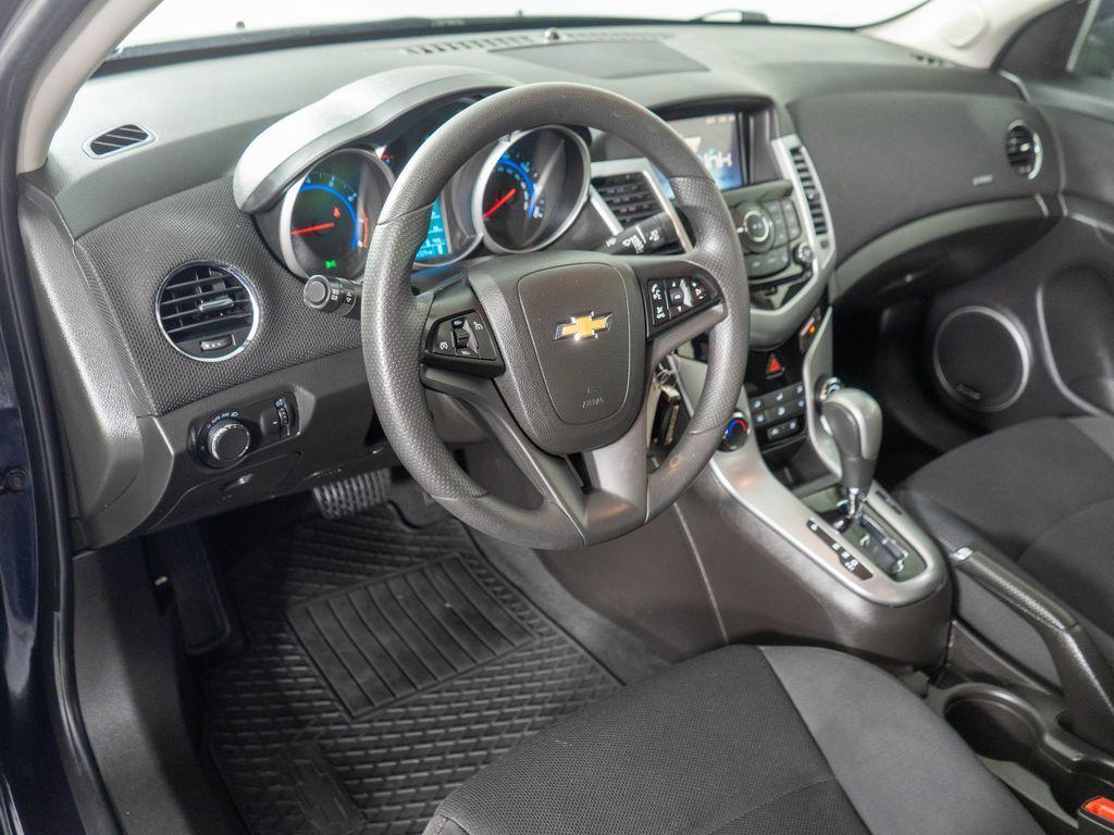 used 2016 Chevrolet Cruze Limited car, priced at $9,995