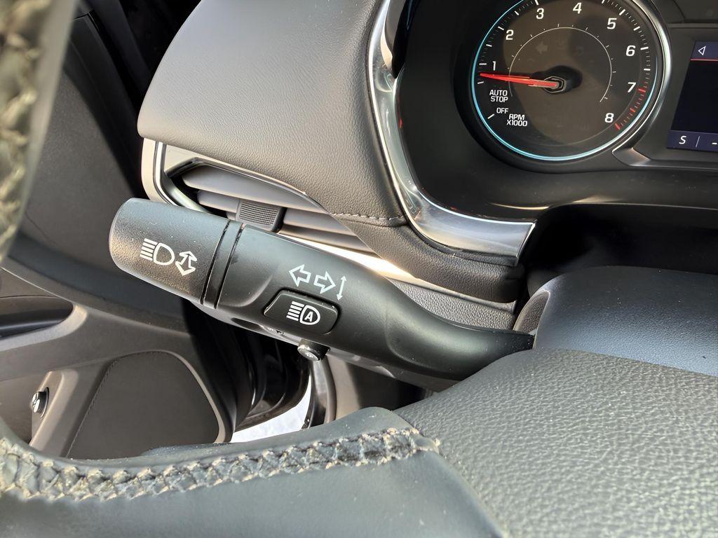 used 2023 Chevrolet Traverse car, priced at $30,966