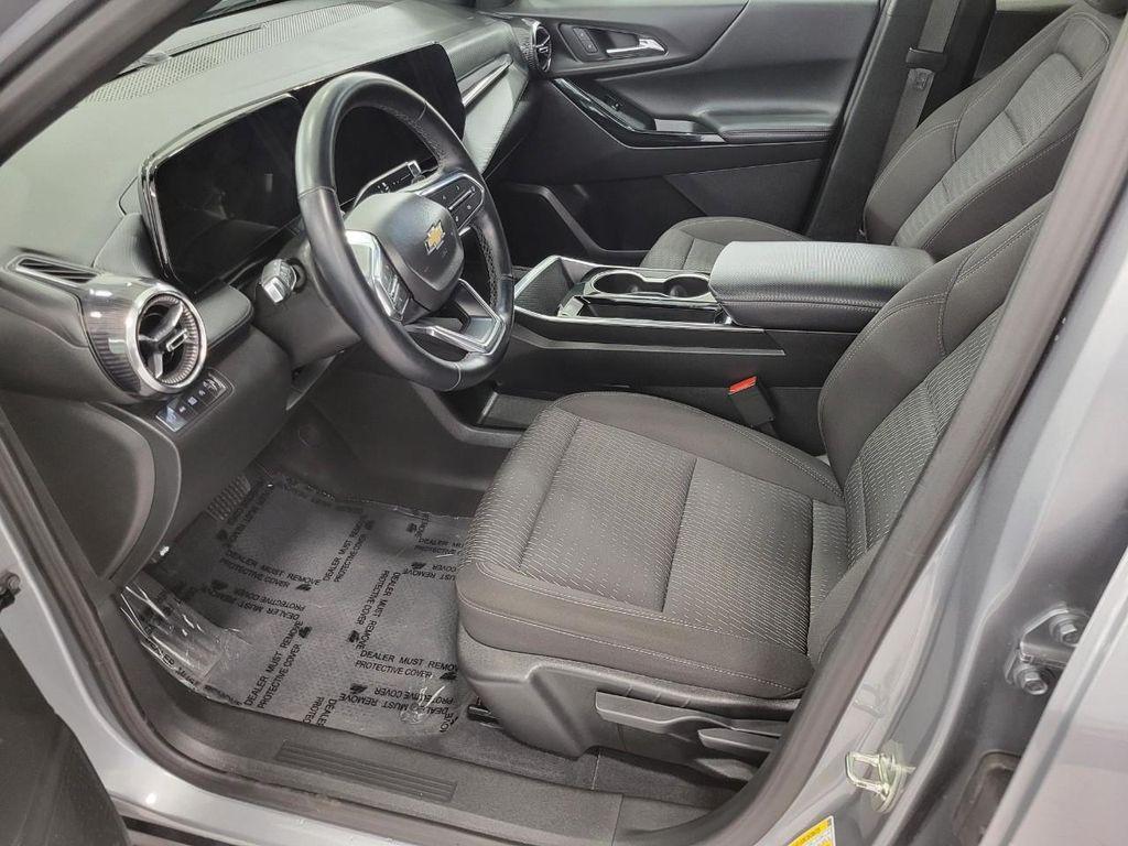 used 2025 Chevrolet Equinox car, priced at $26,147