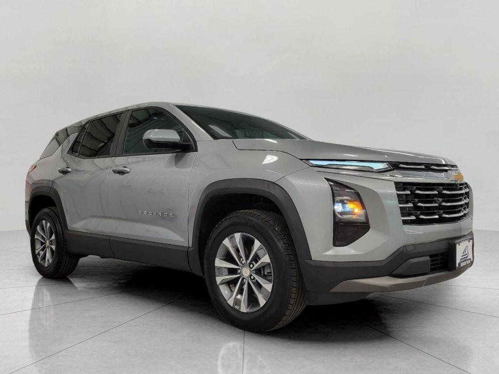 used 2025 Chevrolet Equinox car, priced at $26,390