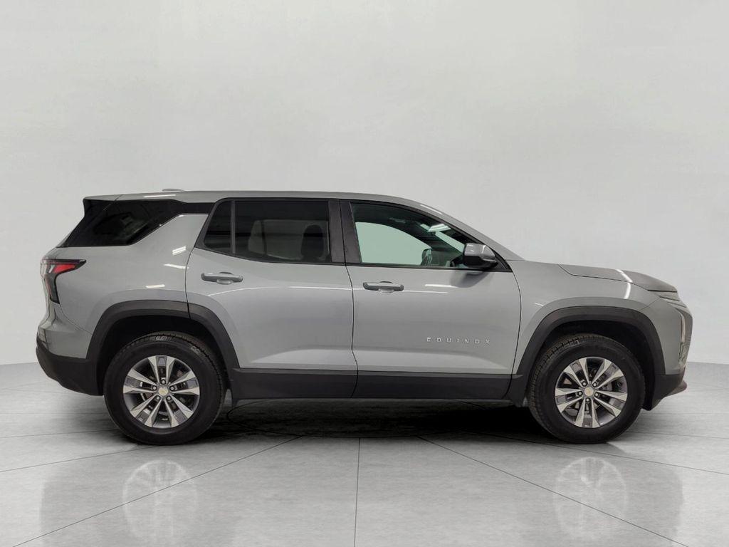 used 2025 Chevrolet Equinox car, priced at $26,147