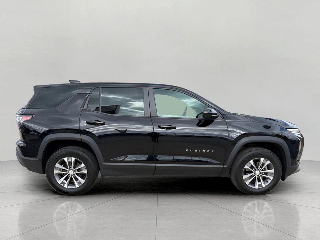 used 2025 Chevrolet Equinox car, priced at $27,391