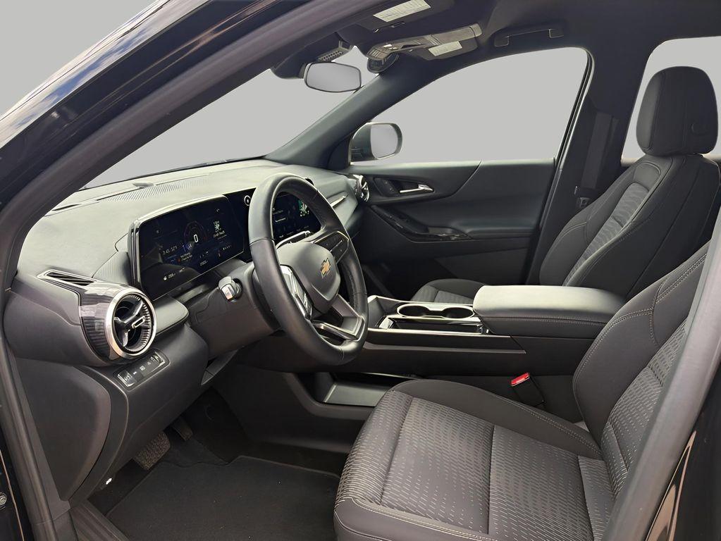 used 2025 Chevrolet Equinox car, priced at $27,391