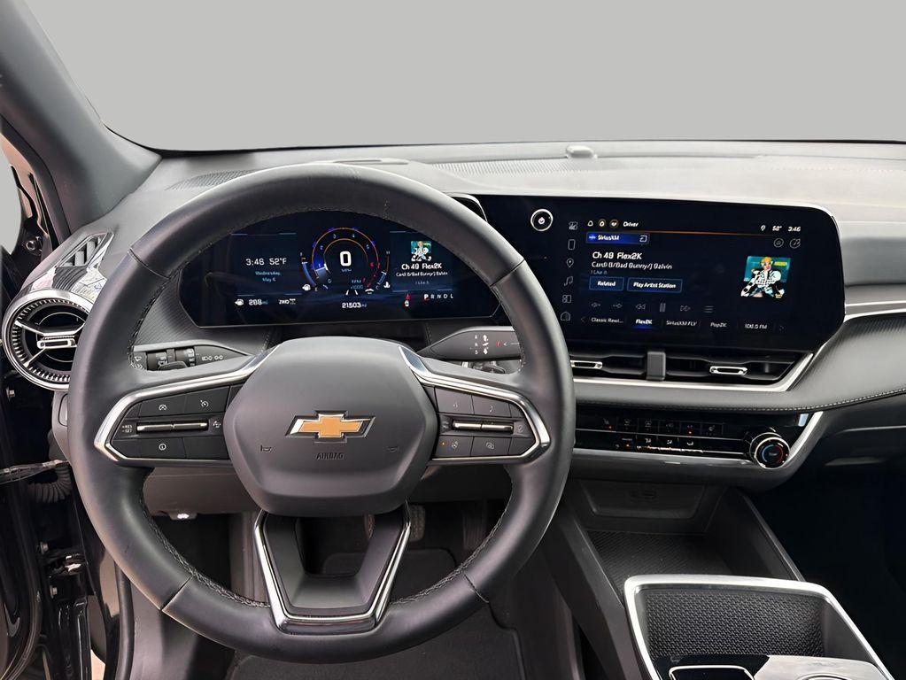 used 2025 Chevrolet Equinox car, priced at $27,391