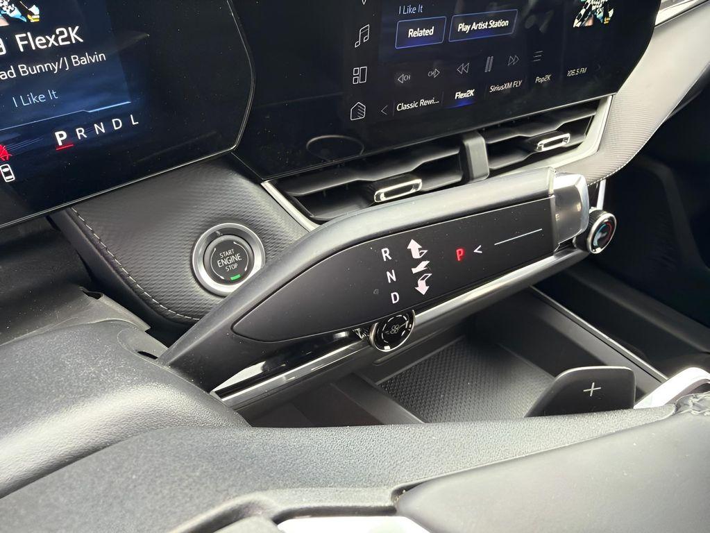 used 2025 Chevrolet Equinox car, priced at $27,391