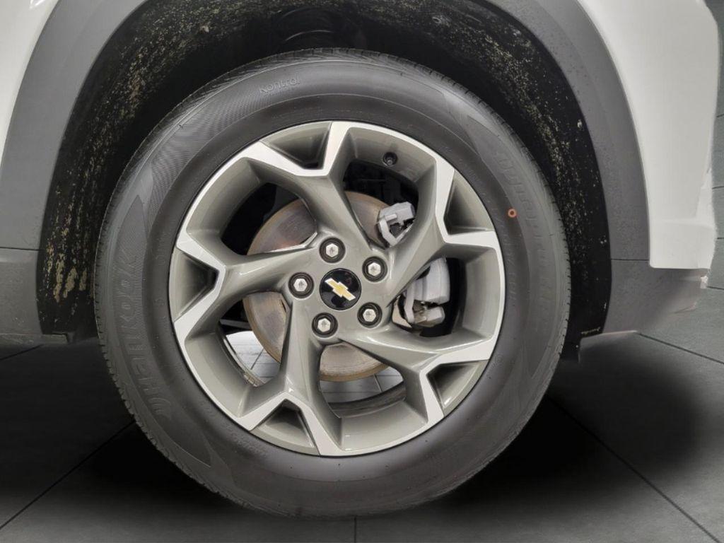 used 2025 Chevrolet Trax car, priced at $21,540