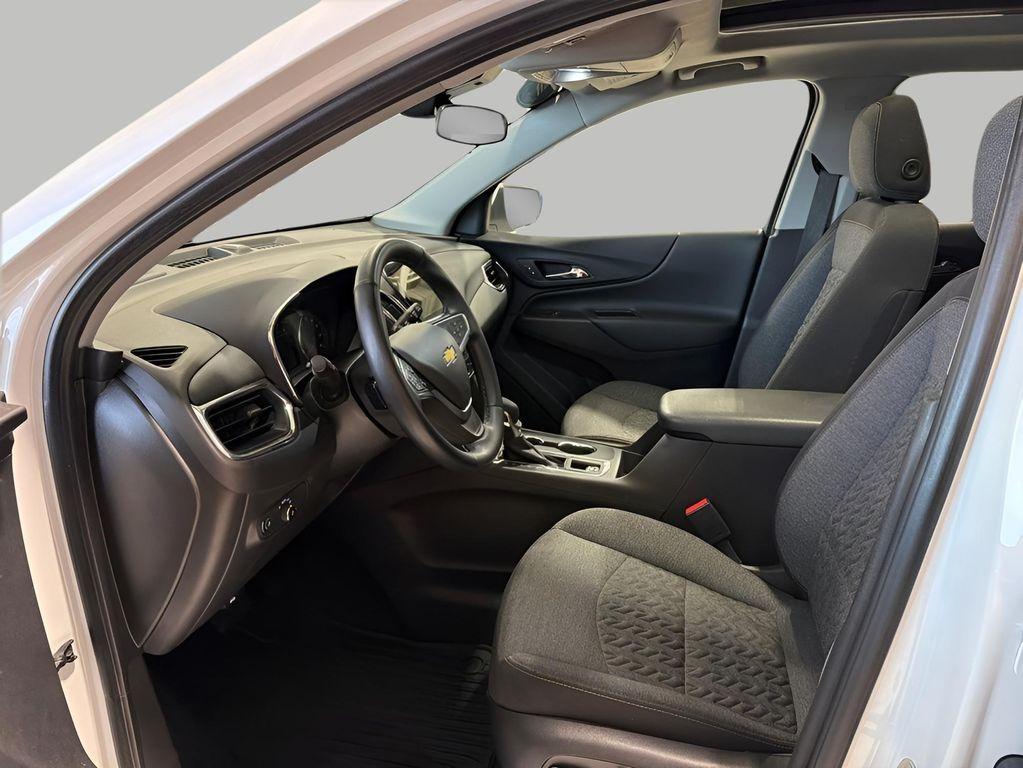 used 2023 Chevrolet Equinox car, priced at $25,918