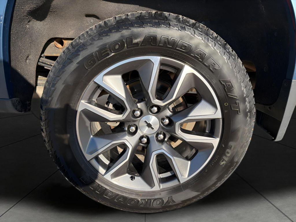 used 2024 Chevrolet Silverado 1500 car, priced at $38,451