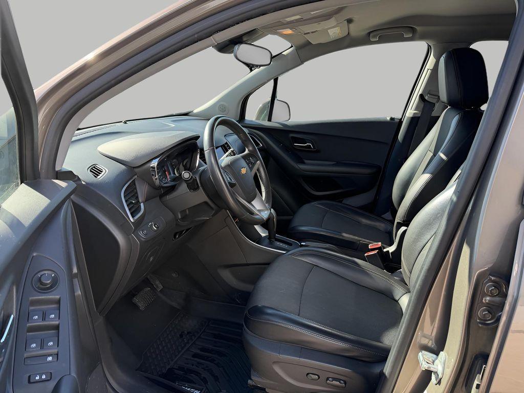 used 2021 Chevrolet Trax car, priced at $12,326