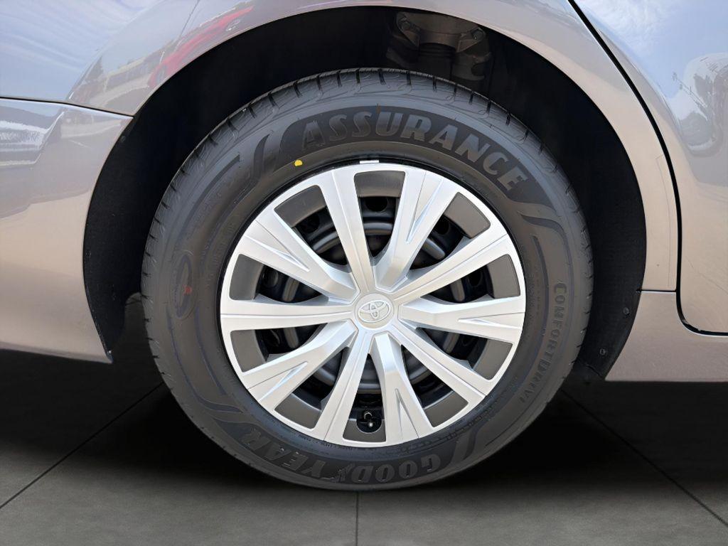 used 2019 Toyota Camry Hybrid car, priced at $24,316