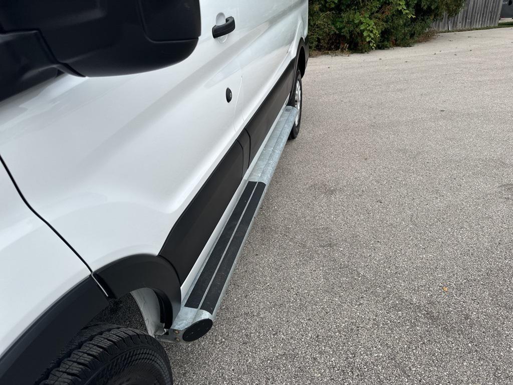 used 2024 Ford Transit-250 car, priced at $30,692