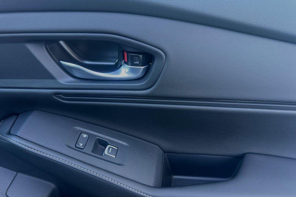 new 2025 Honda Accord Hybrid car, priced at $35,305