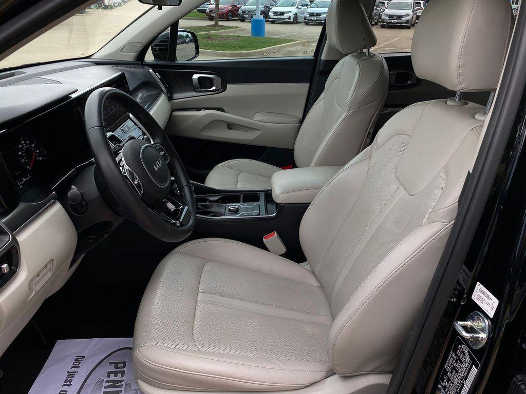 used 2022 Kia Sorento car, priced at $23,870