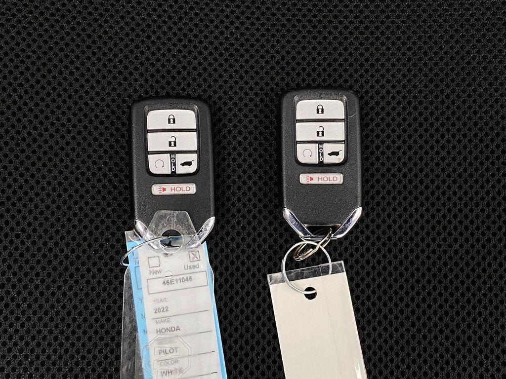 used 2022 Honda Pilot car, priced at $27,951