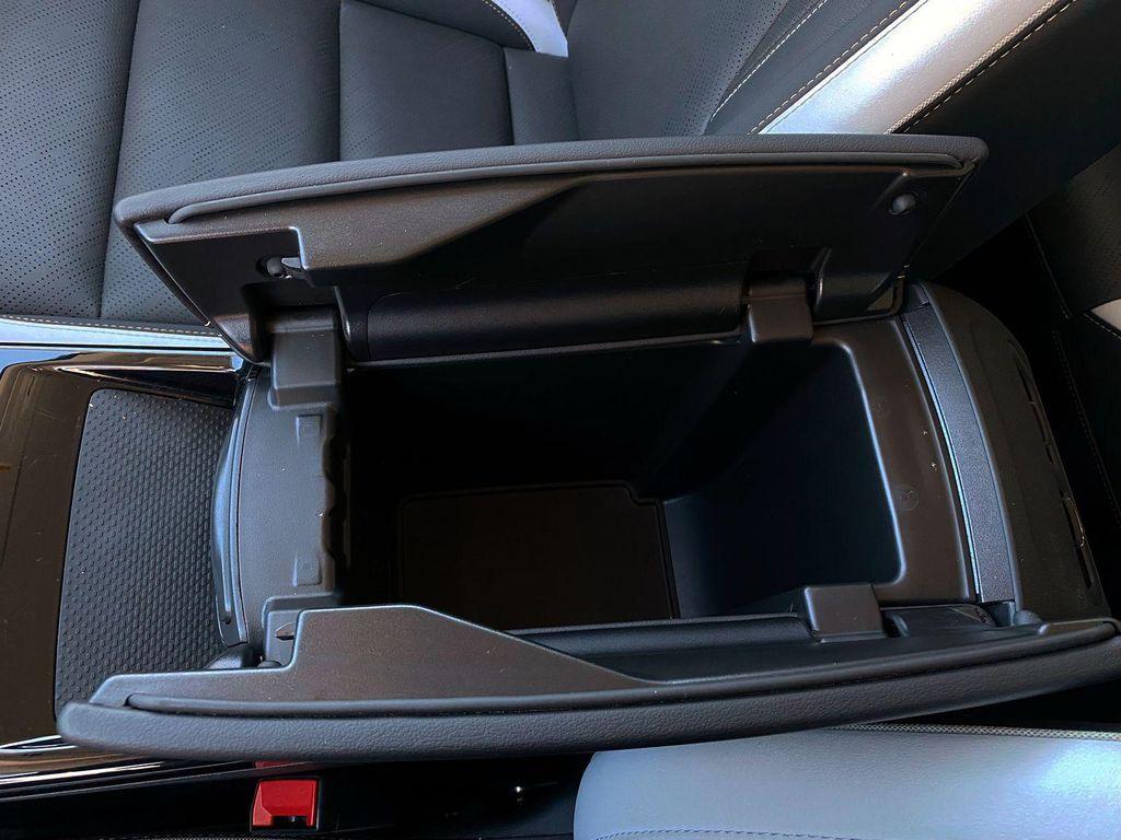 used 2025 Buick Envision car, priced at $29,488