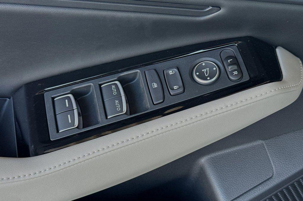 new 2025 Honda Accord Hybrid car