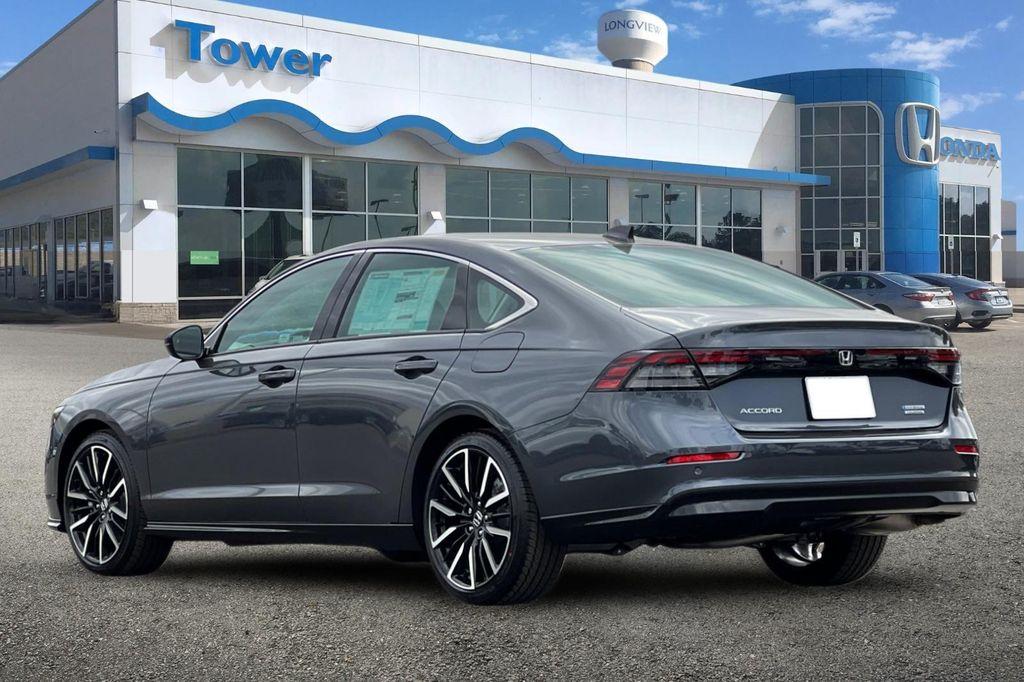new 2025 Honda Accord Hybrid car