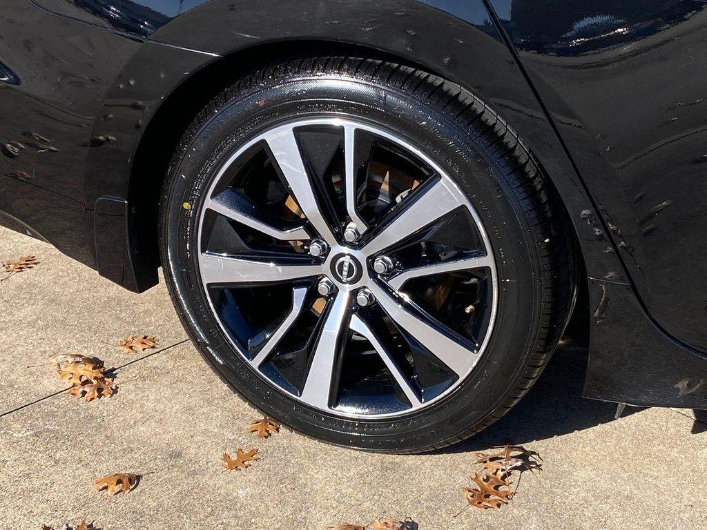 used 2023 Nissan Maxima car, priced at $27,888