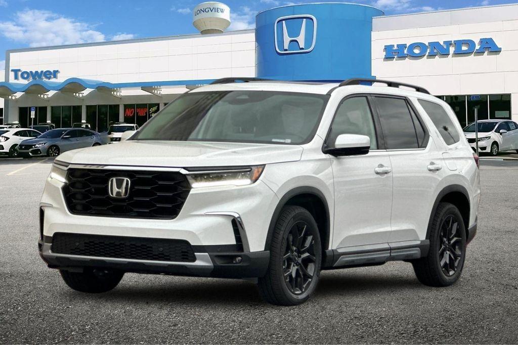 new 2025 Honda Pilot car, priced at $51,350