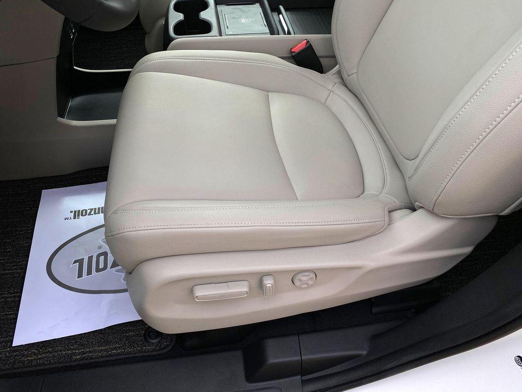 used 2026 Honda Odyssey car, priced at $39,999