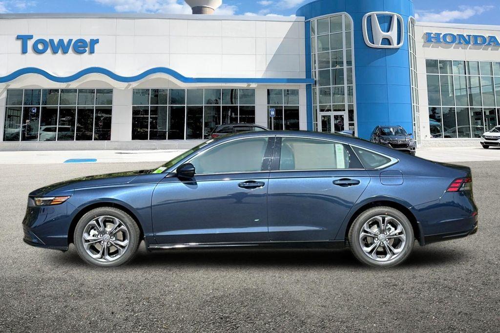 new 2025 Honda Accord Hybrid car